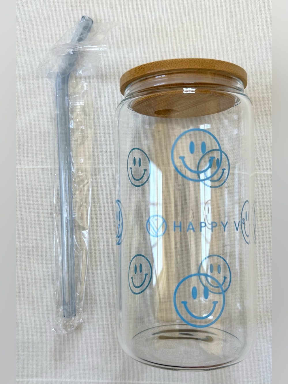 Happy V Smiley Face Glass Cup Bamboo Lid Straw Blue Tumbler NWT - Picture 3 of 4